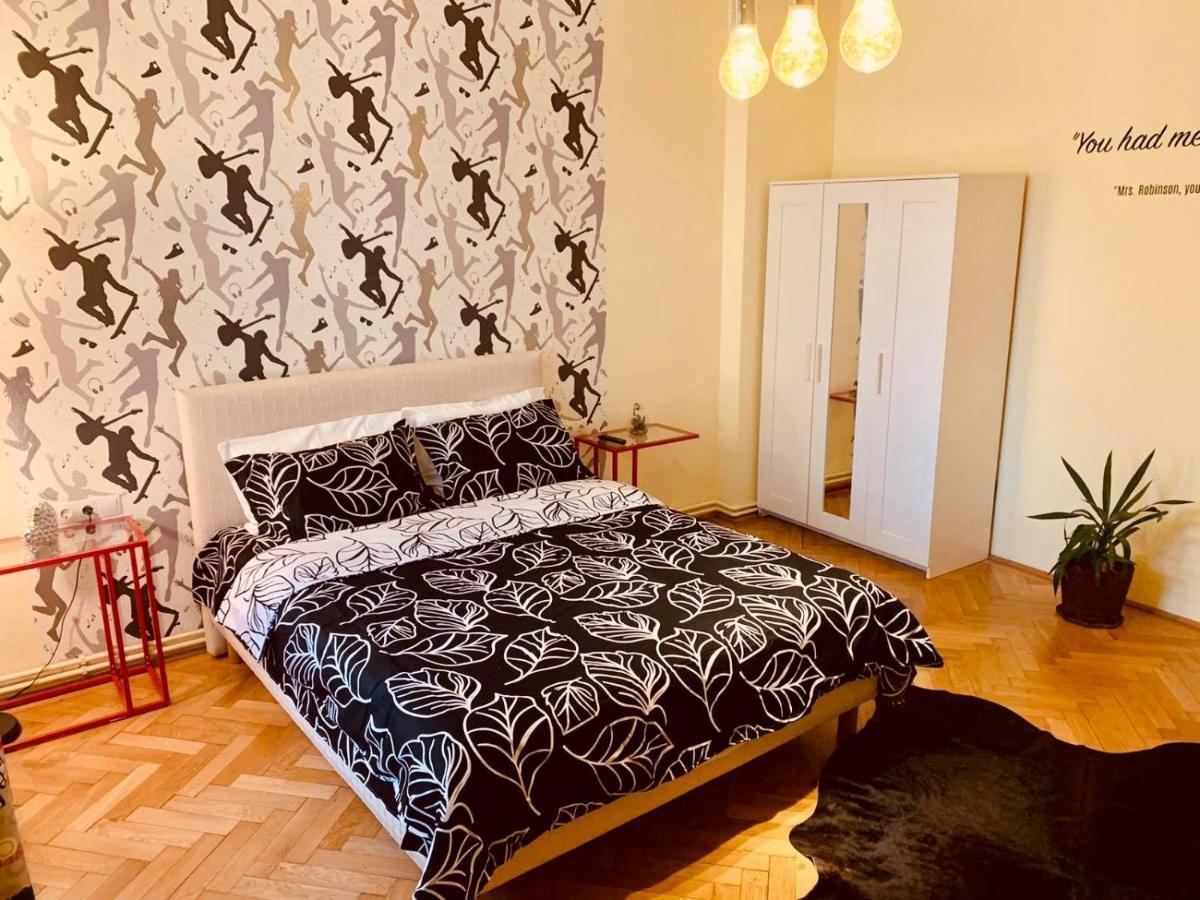 Cinematheque Ultracentral Apartment Sibiu Exterior photo